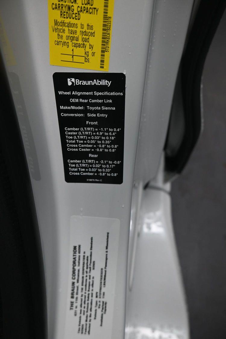 New 2026 Toyota Sienna XLE