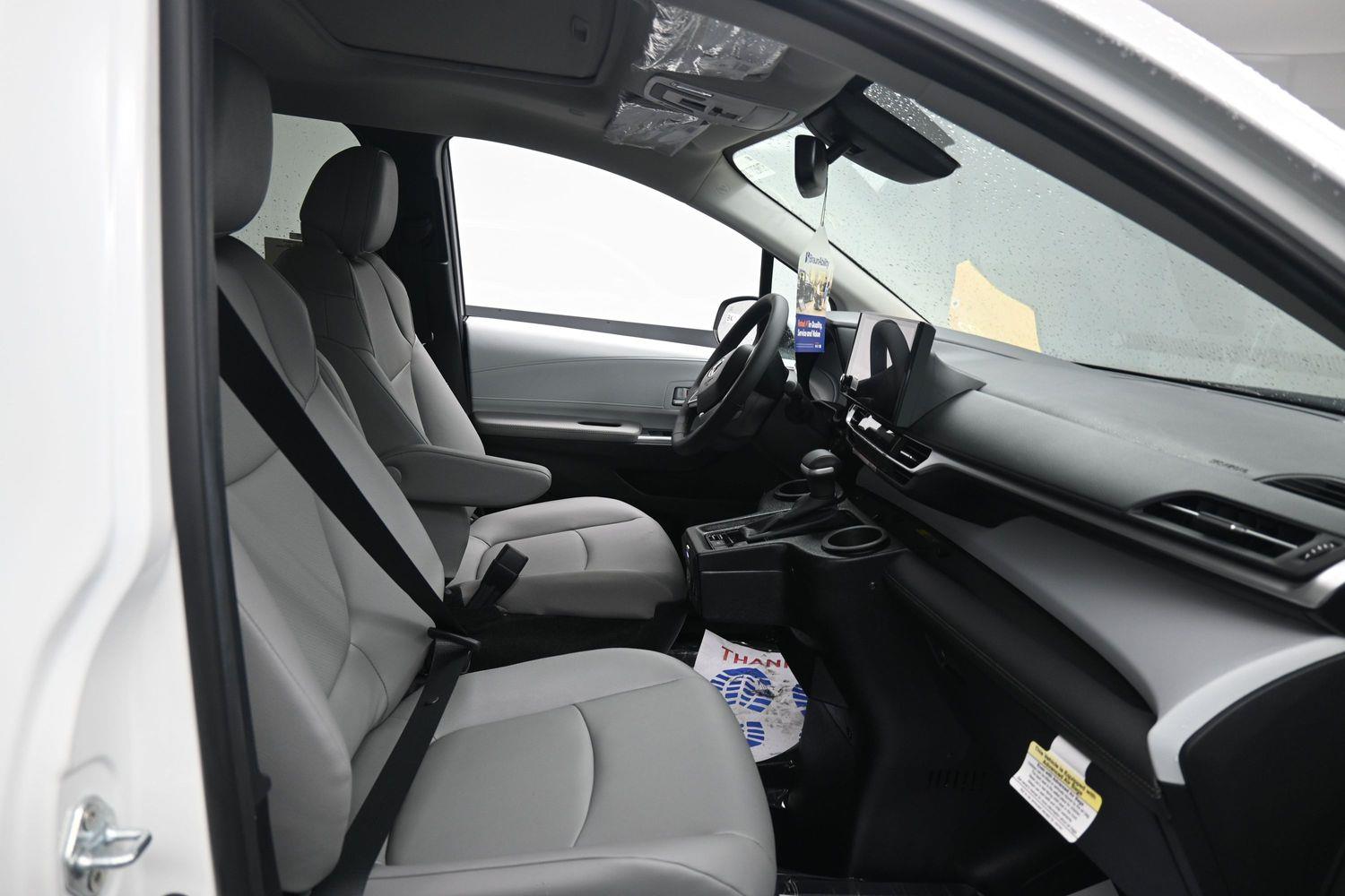 New 2026 Toyota Sienna XLE