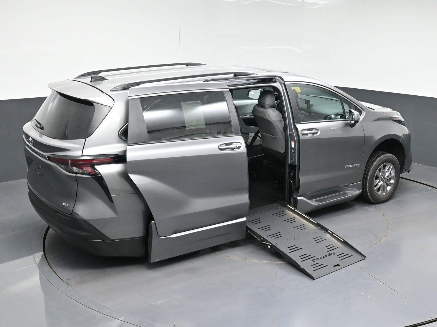 New 2026 Toyota Sienna XLE