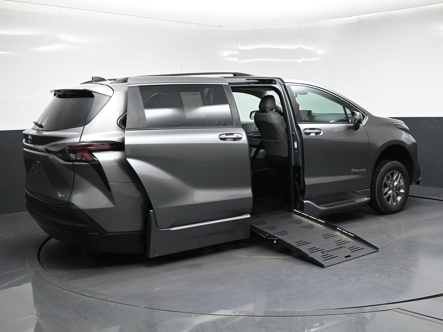 New 2026 Toyota Sienna XLE