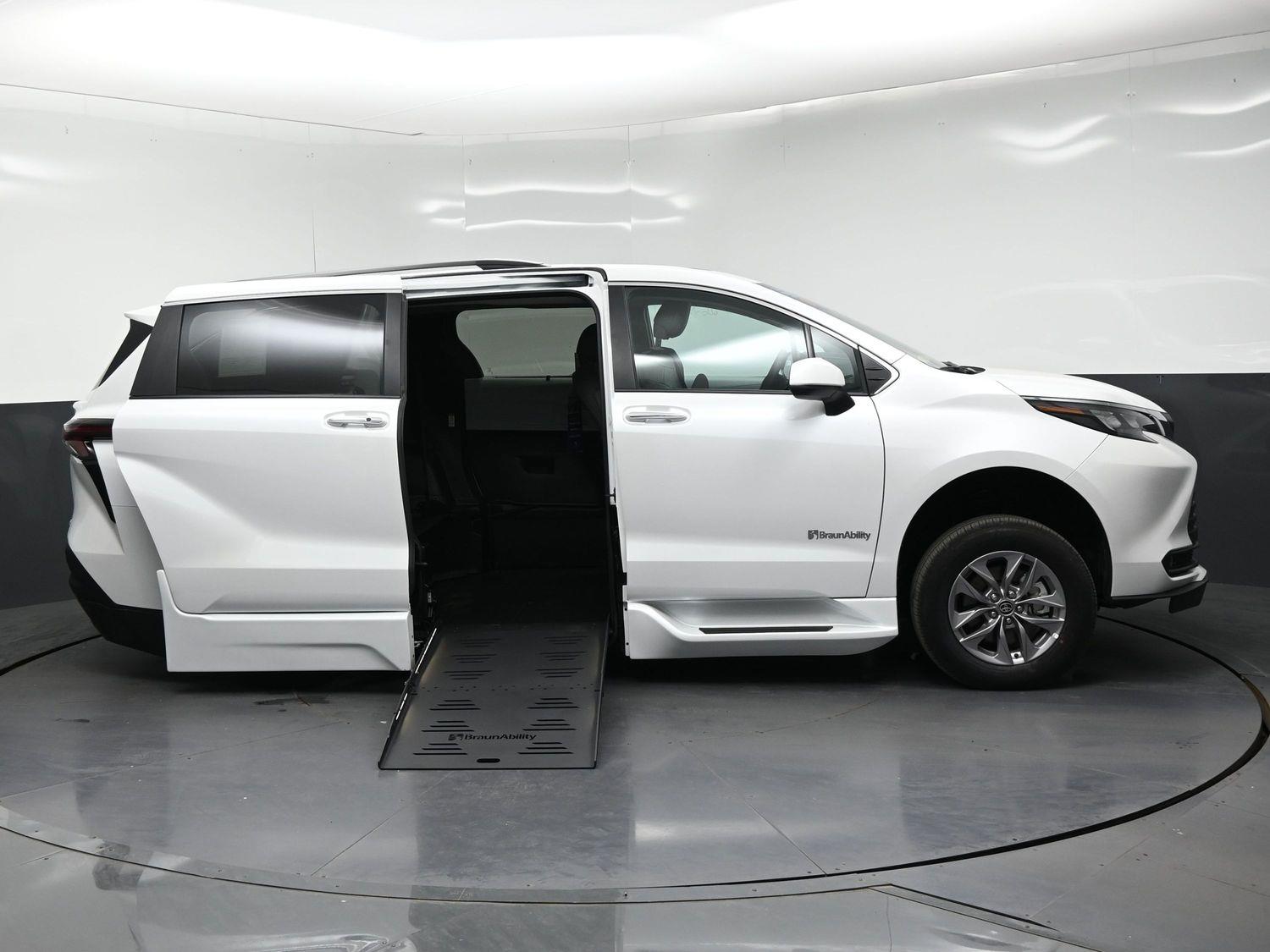 New 2026 Toyota Sienna XLE