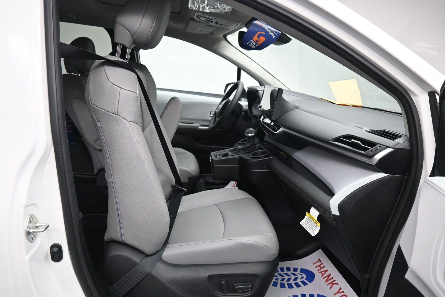 New 2026 Toyota Sienna XLE