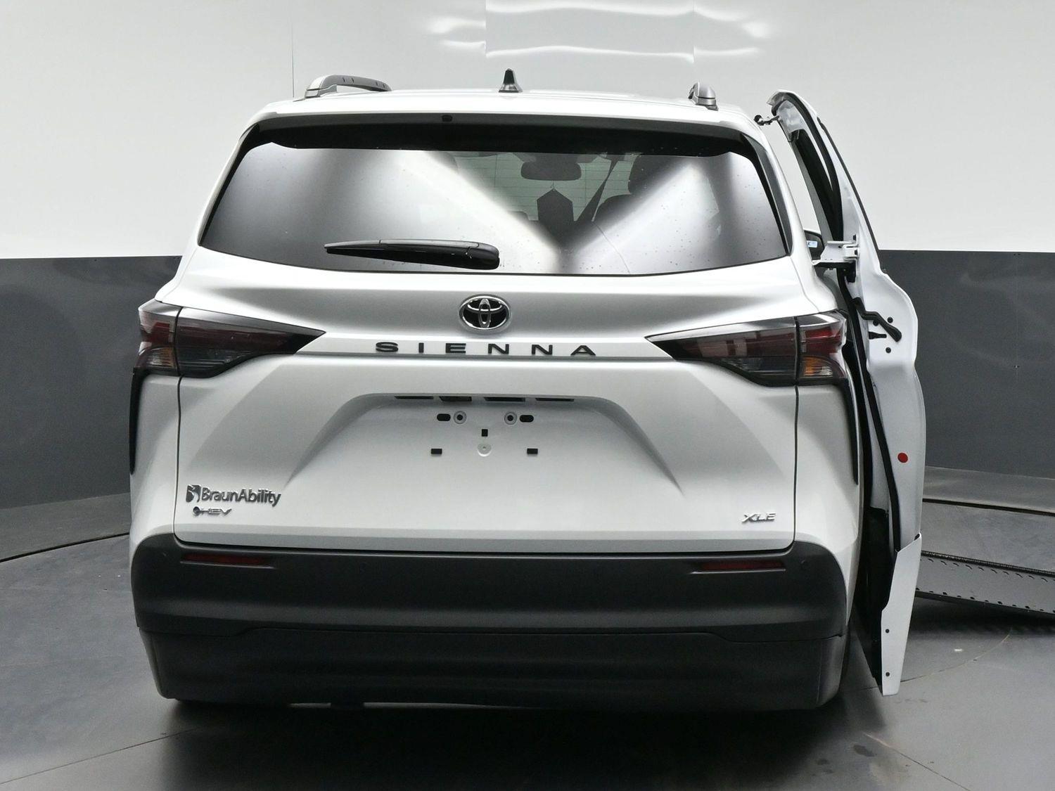 New 2026 Toyota Sienna XLE