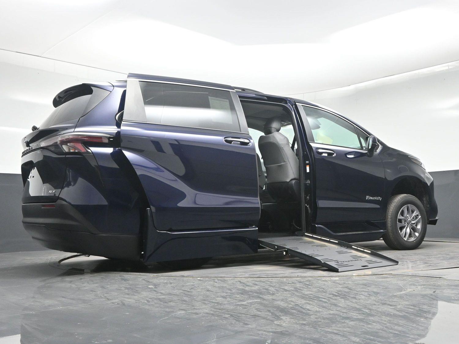 New 2026 Toyota Sienna XLE