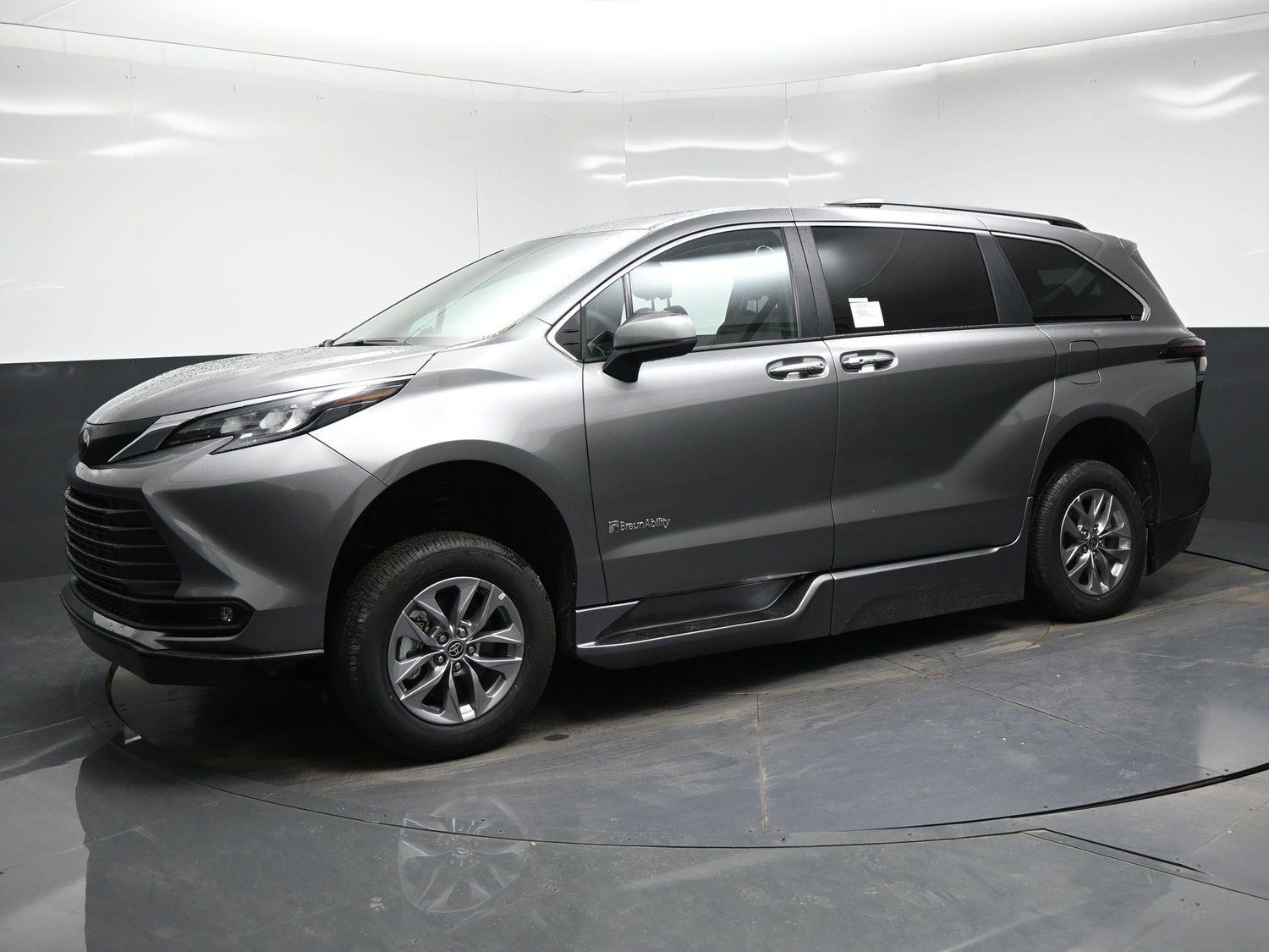 New 2026 Toyota Sienna XLE