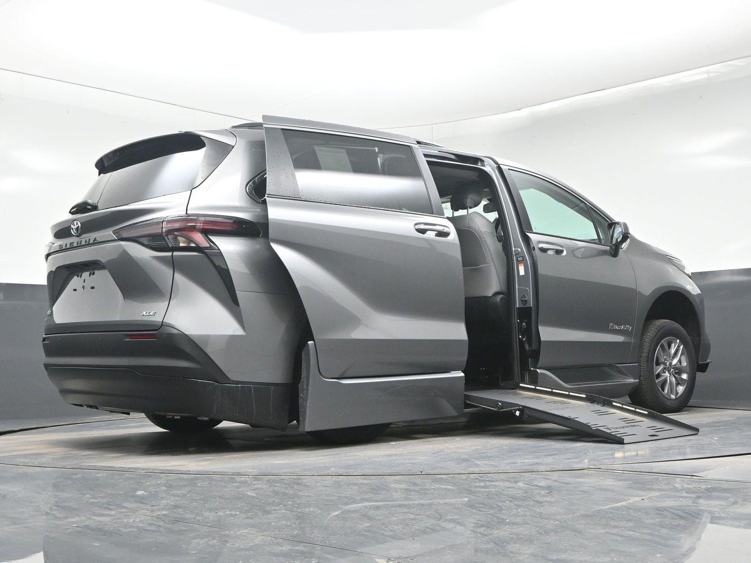 New 2026 Toyota Sienna XLE