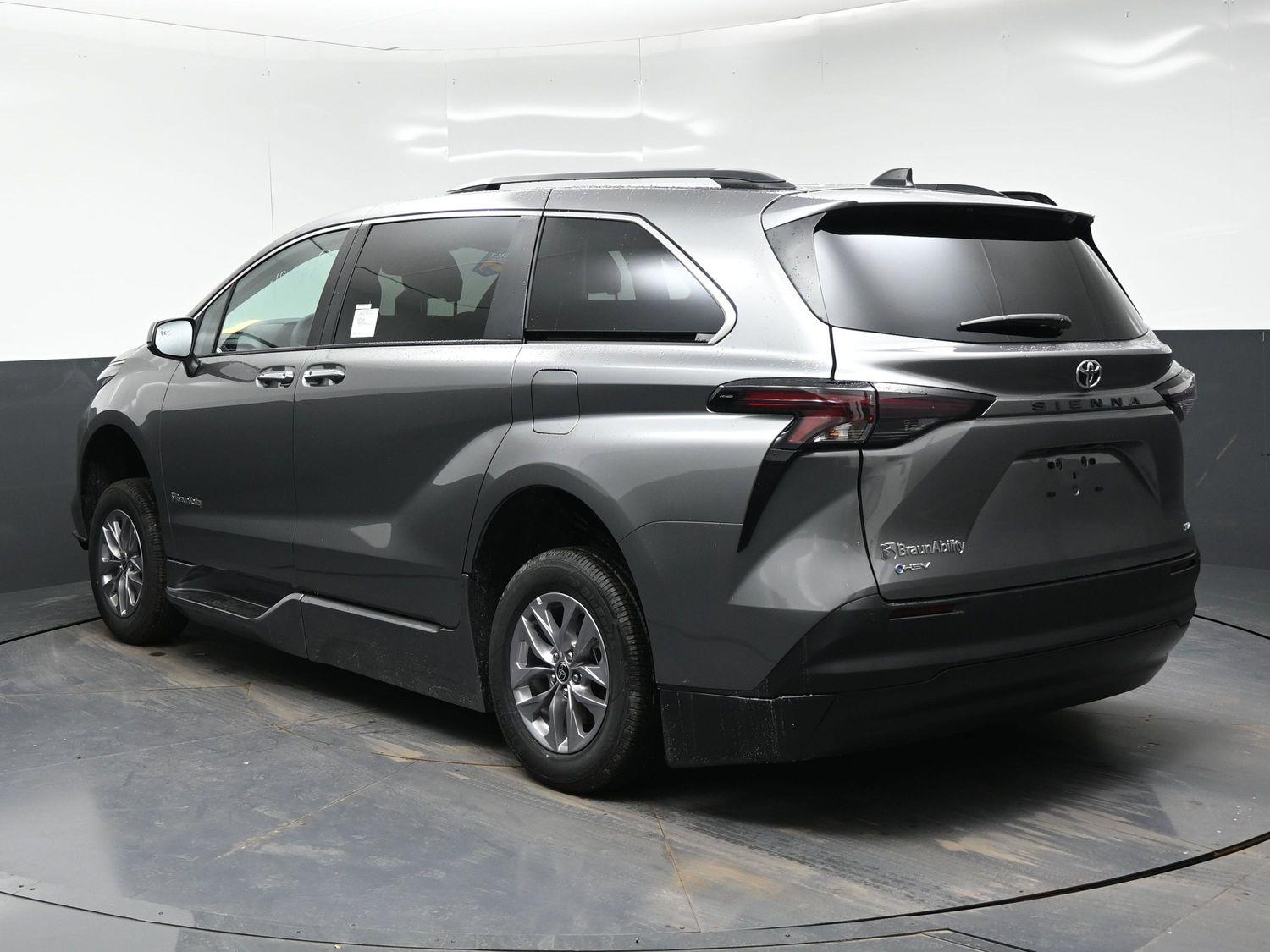 New 2026 Toyota Sienna XLE