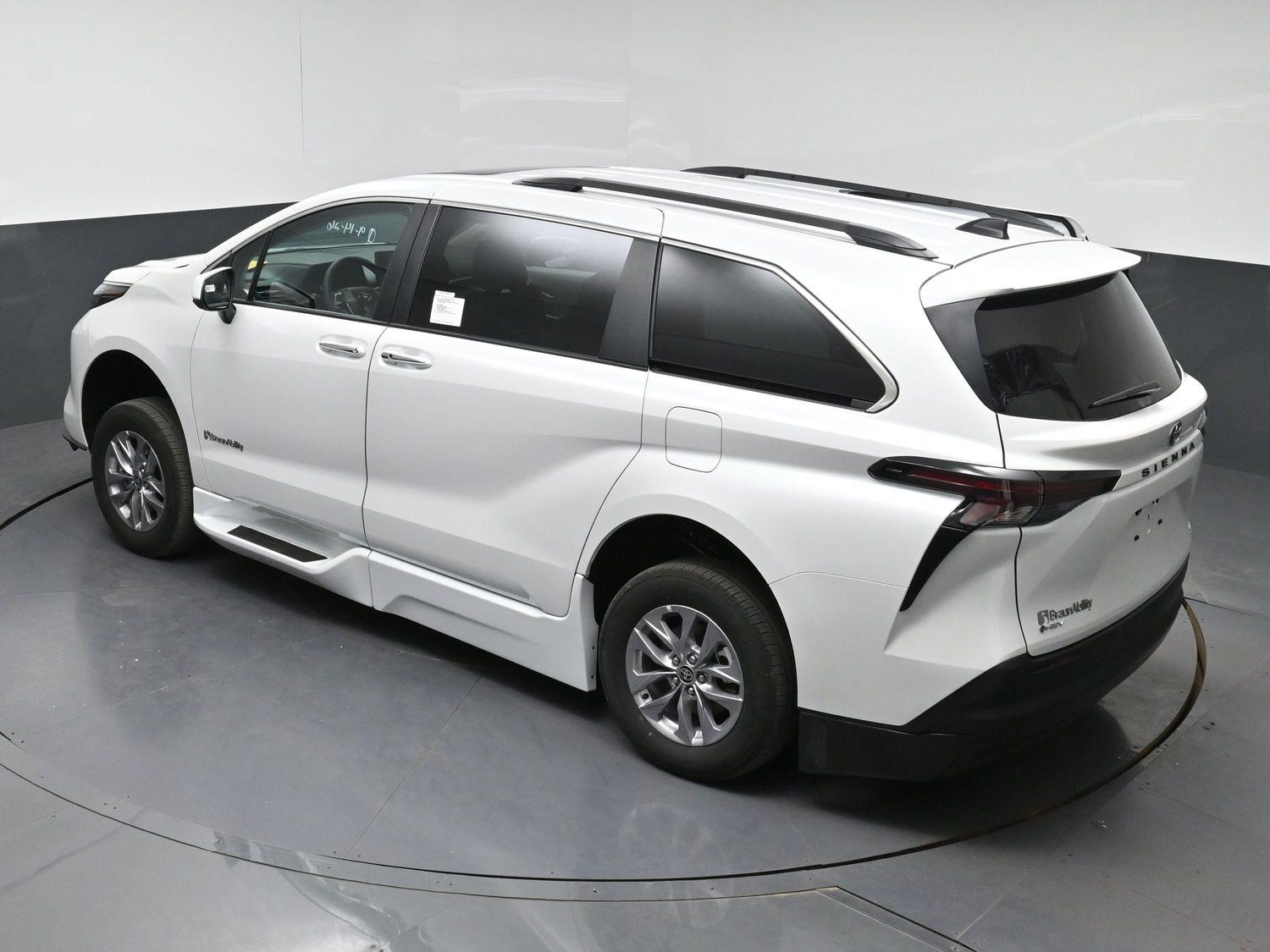 New 2026 Toyota Sienna XLE