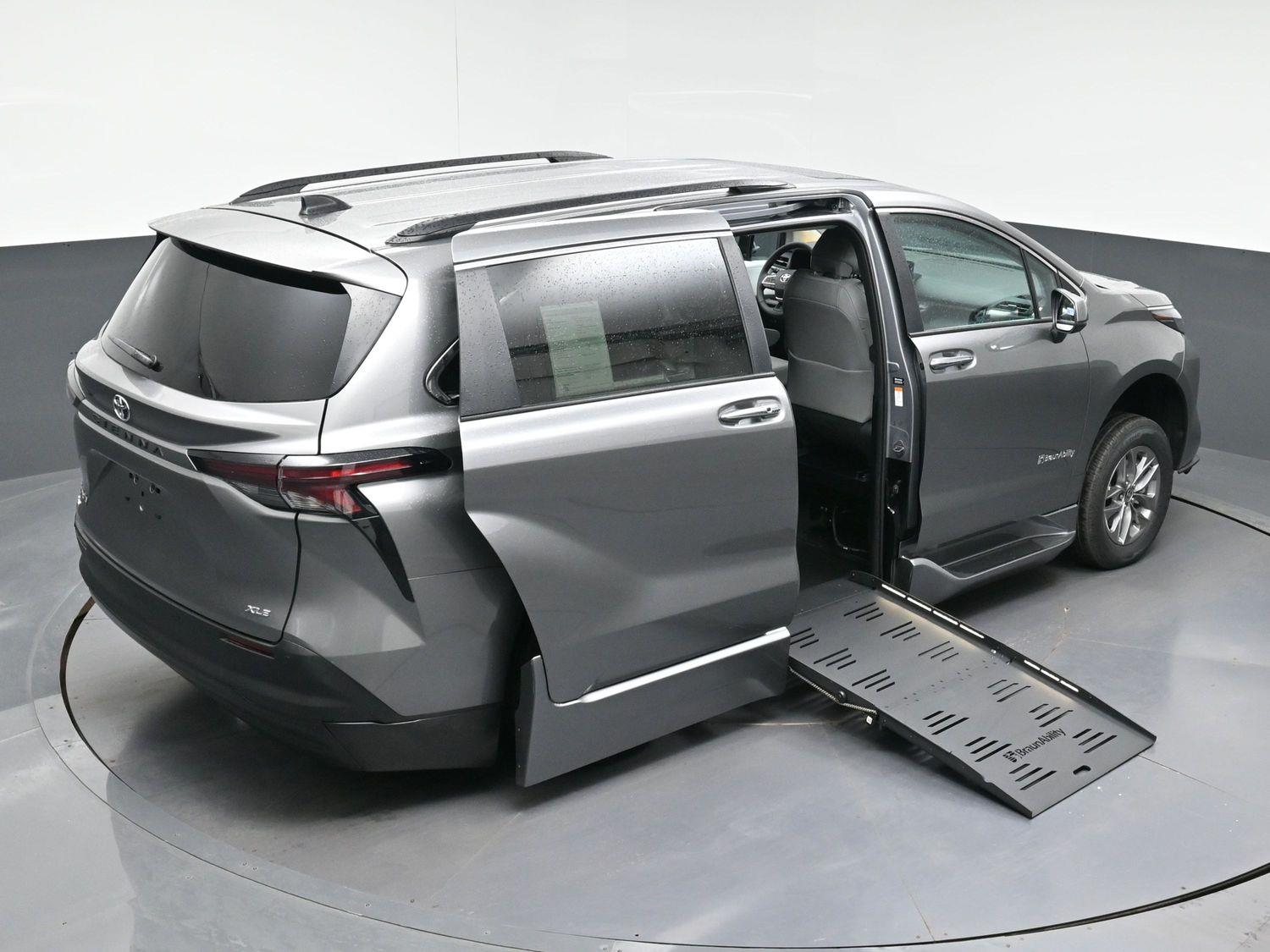 New 2026 Toyota Sienna XLE