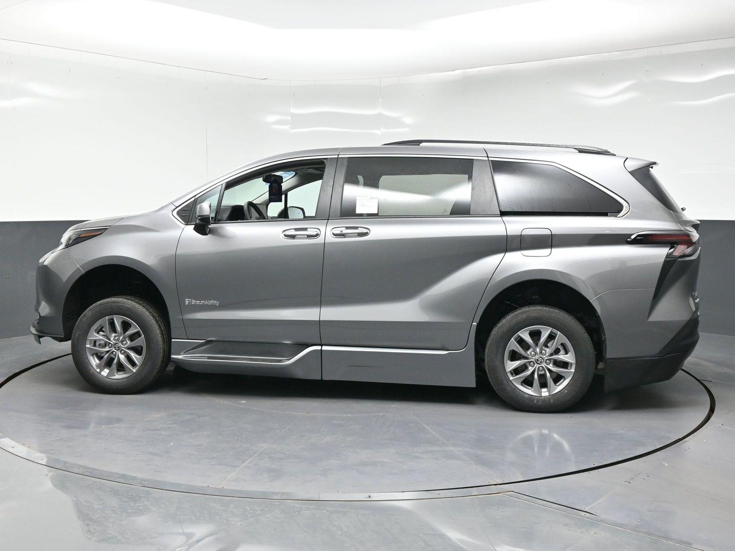 New 2026 Toyota Sienna XLE