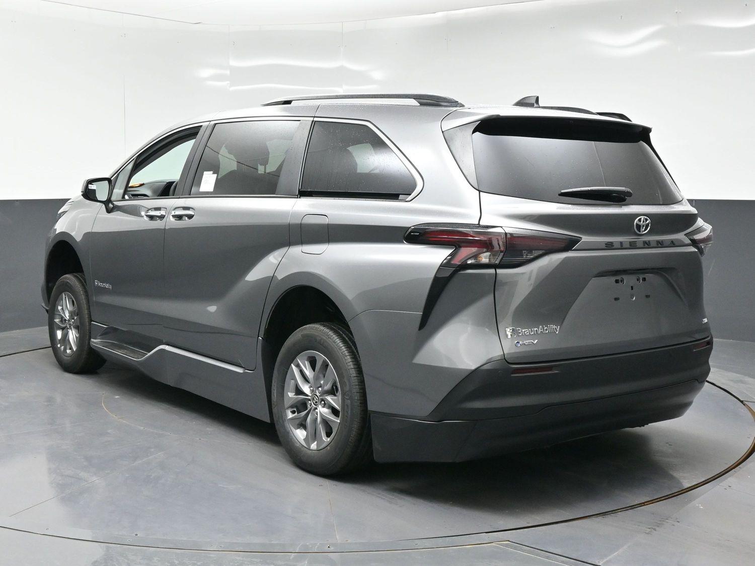 New 2026 Toyota Sienna XLE