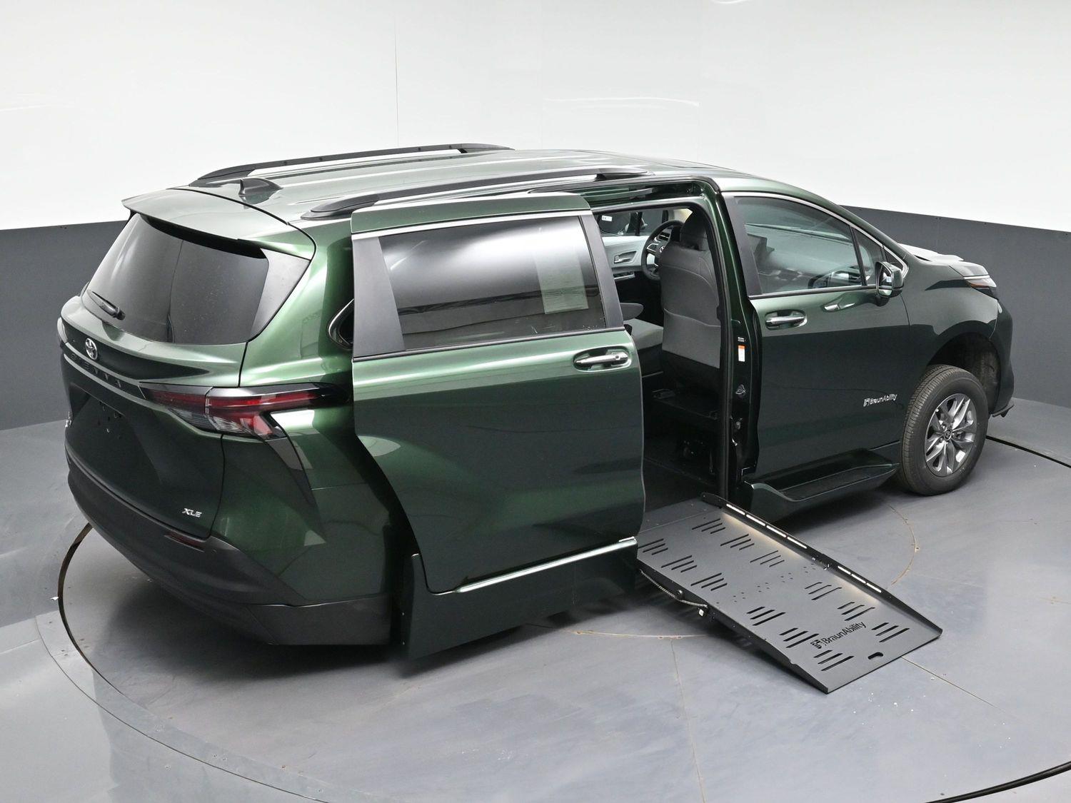 New 2026 Toyota Sienna XLE