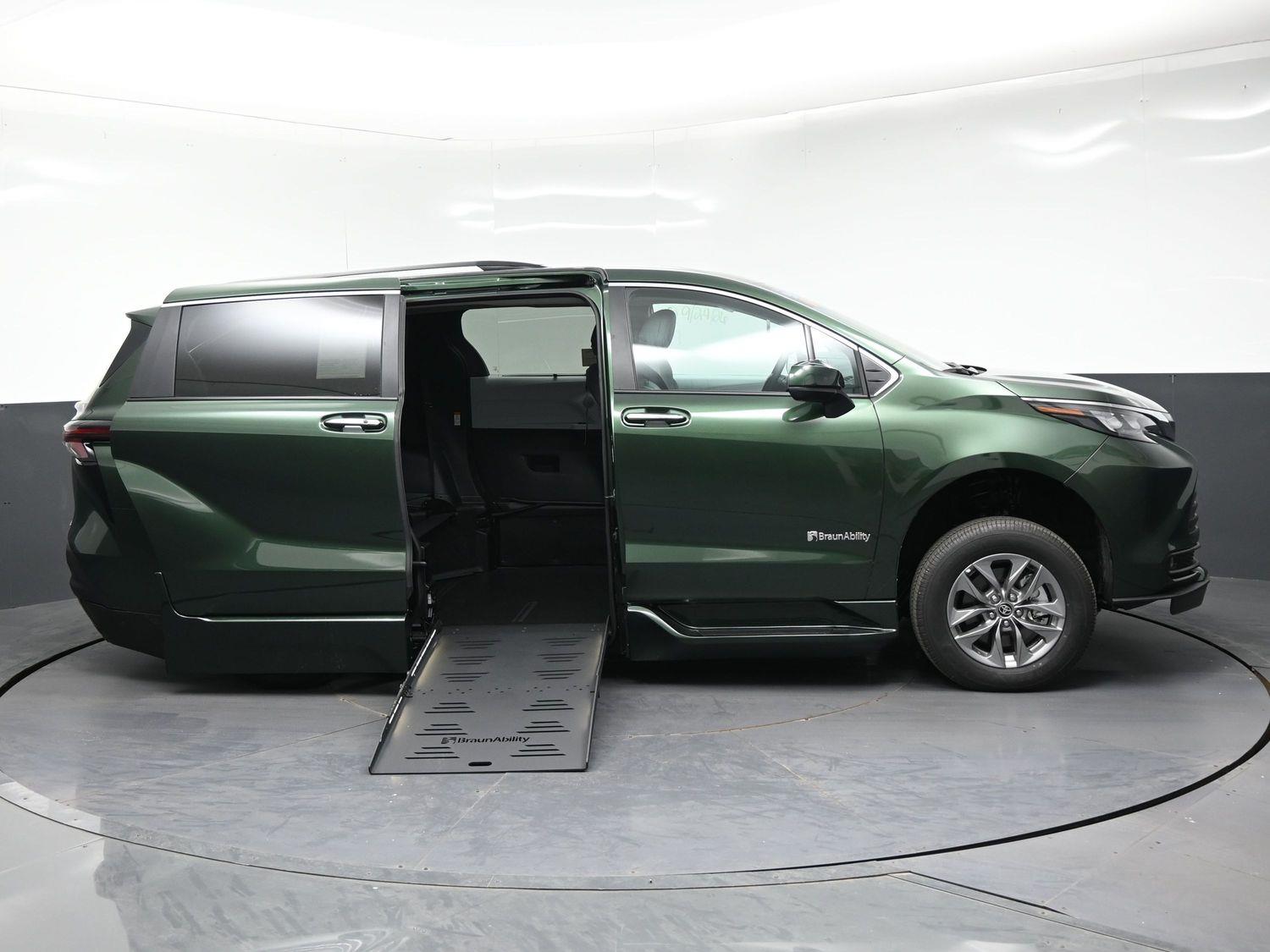 New 2026 Toyota Sienna XLE