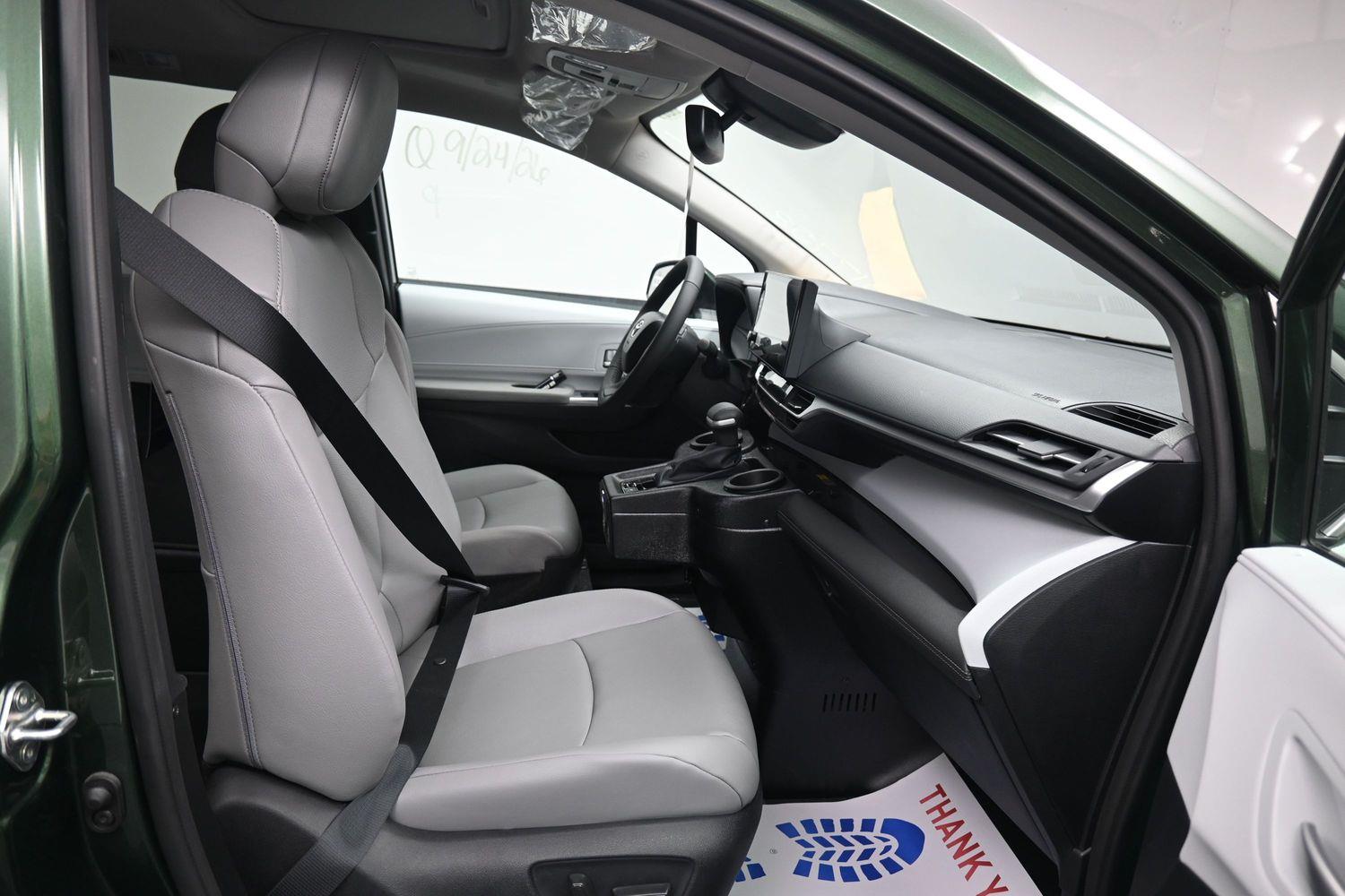 New 2026 Toyota Sienna XLE