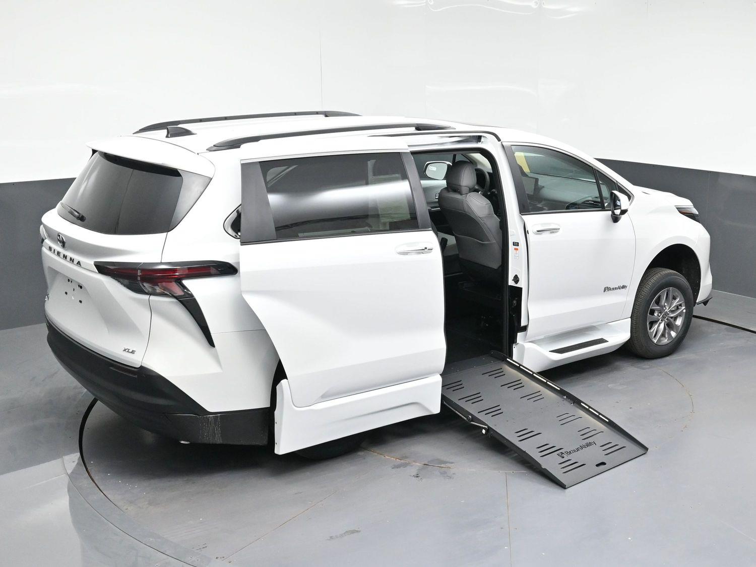 New 2026 Toyota Sienna XLE