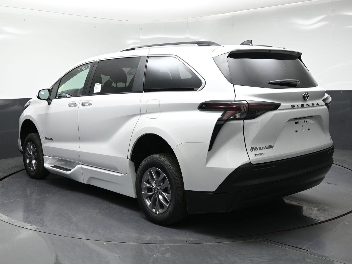 New 2026 Toyota Sienna XLE