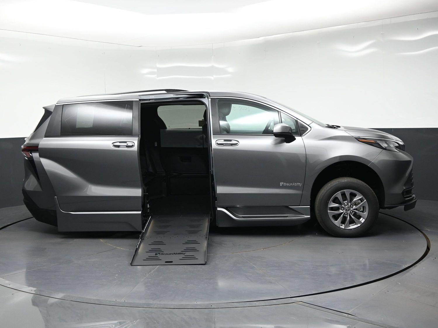 New 2026 Toyota Sienna XLE