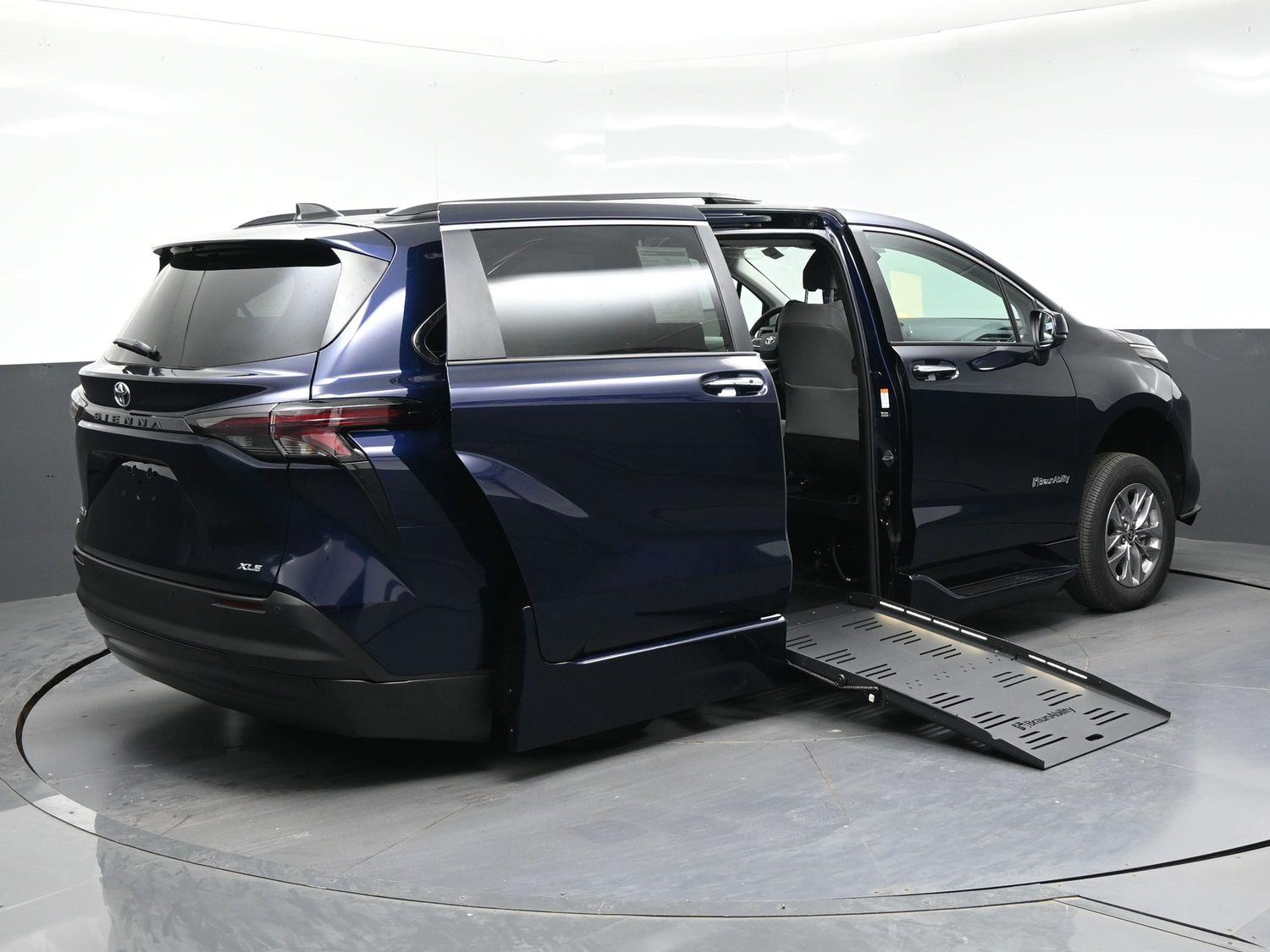 New 2026 Toyota Sienna XLE
