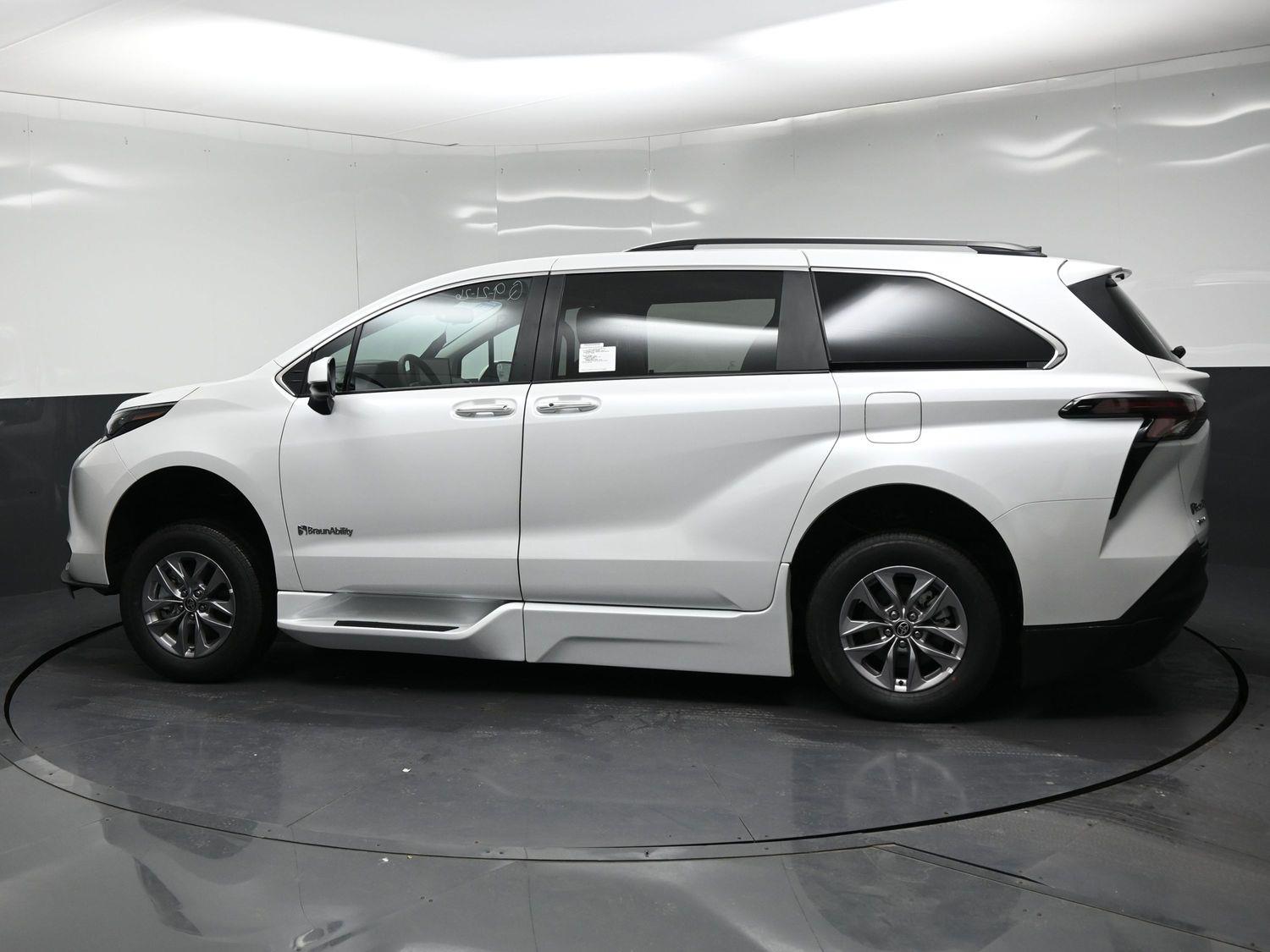 New 2026 Toyota Sienna XLE