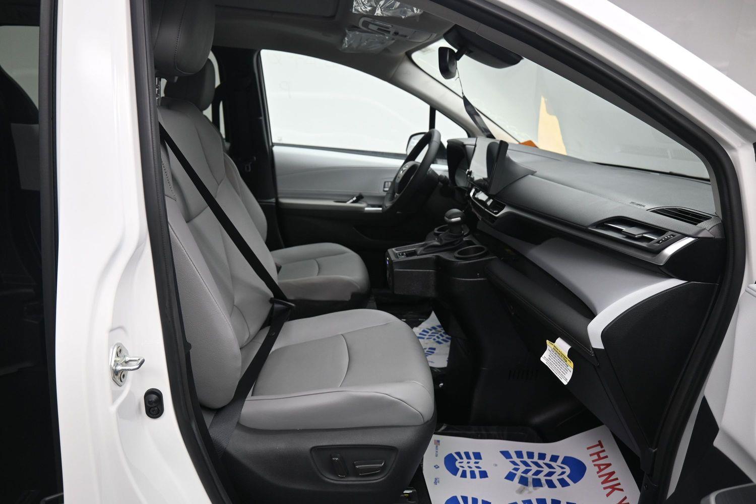 New 2026 Toyota Sienna XLE